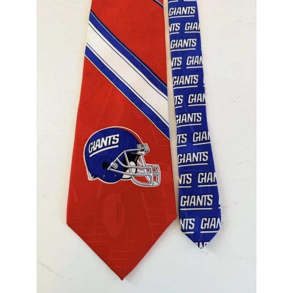 New York Giants Team NFL Men's Silk Necktie Tie 1996 Football Helmet Logo 57
